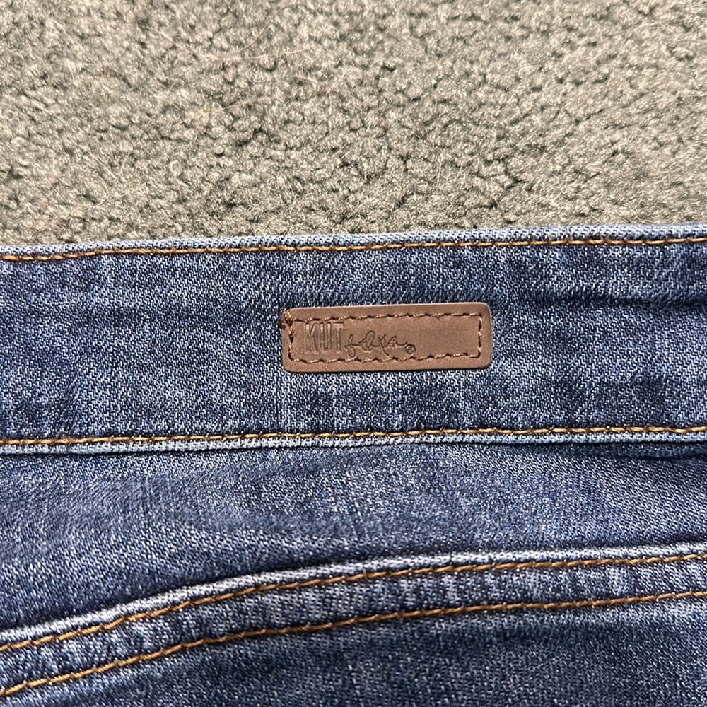 Kut Jeans 👖 - Picture 3 of 4